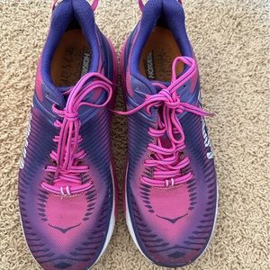 Women’s Hoka Arabic 2 Size 9